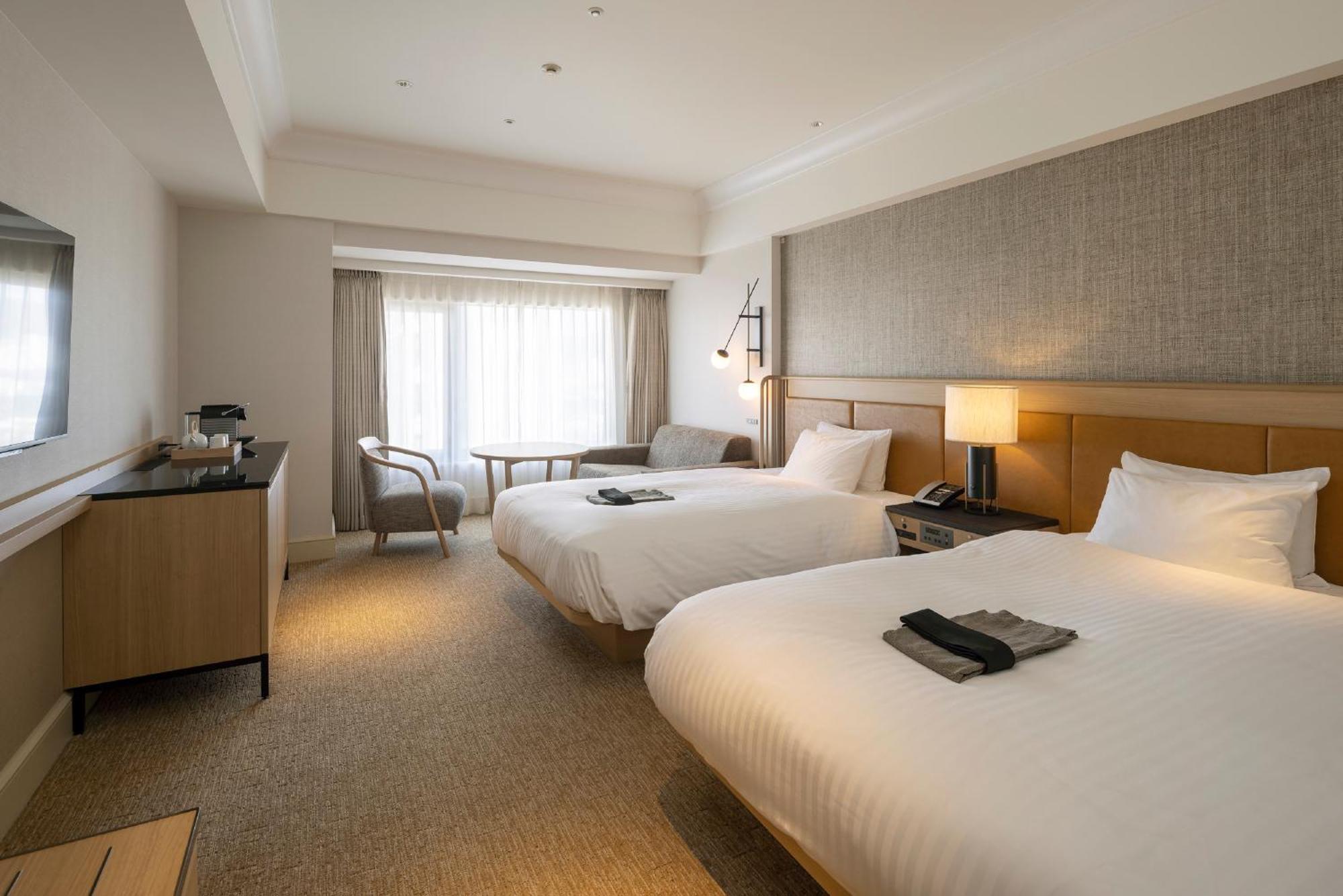 Kobe Bay Sheraton Hotel & Towers Esterno foto