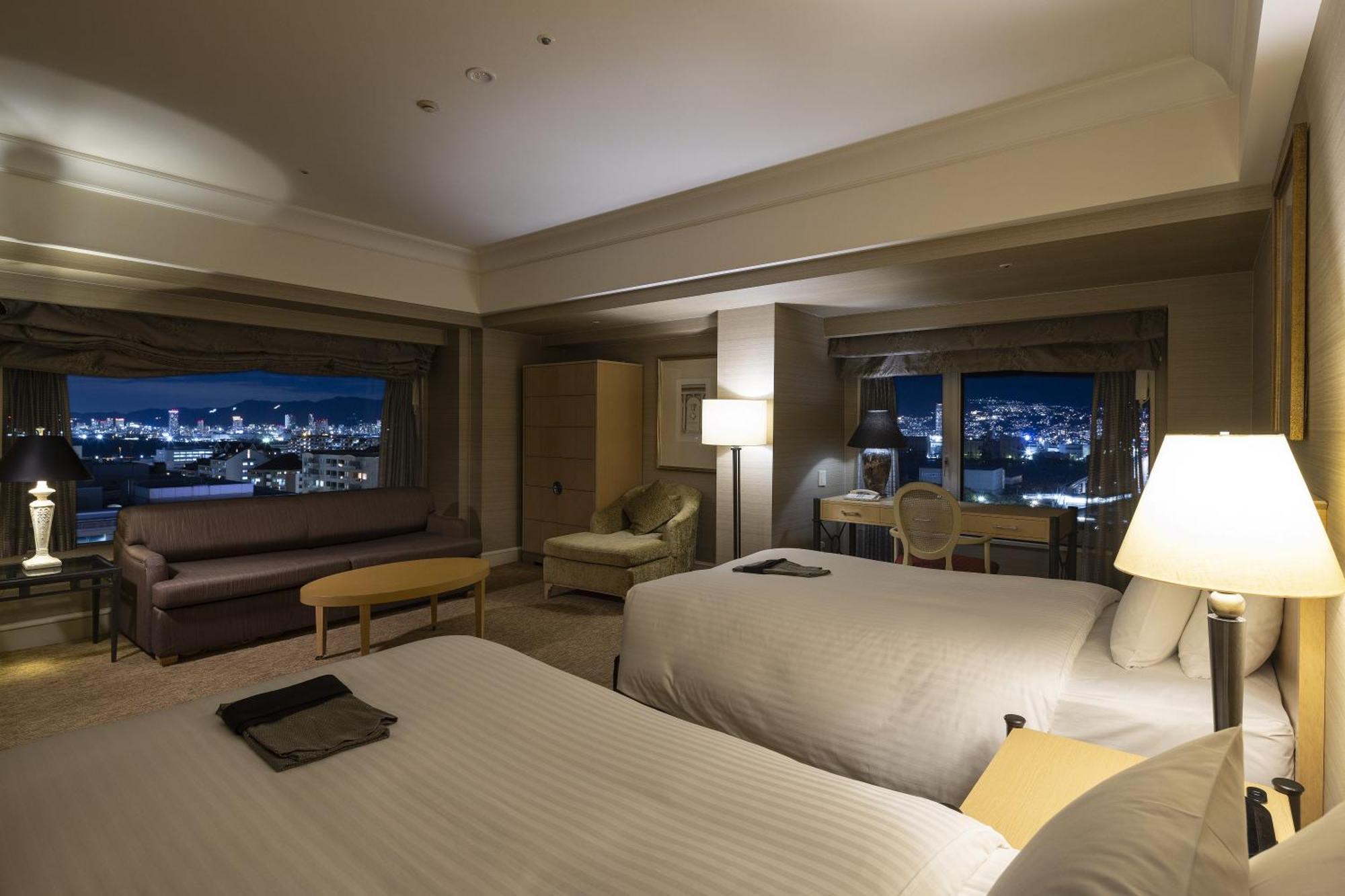 Kobe Bay Sheraton Hotel & Towers Esterno foto