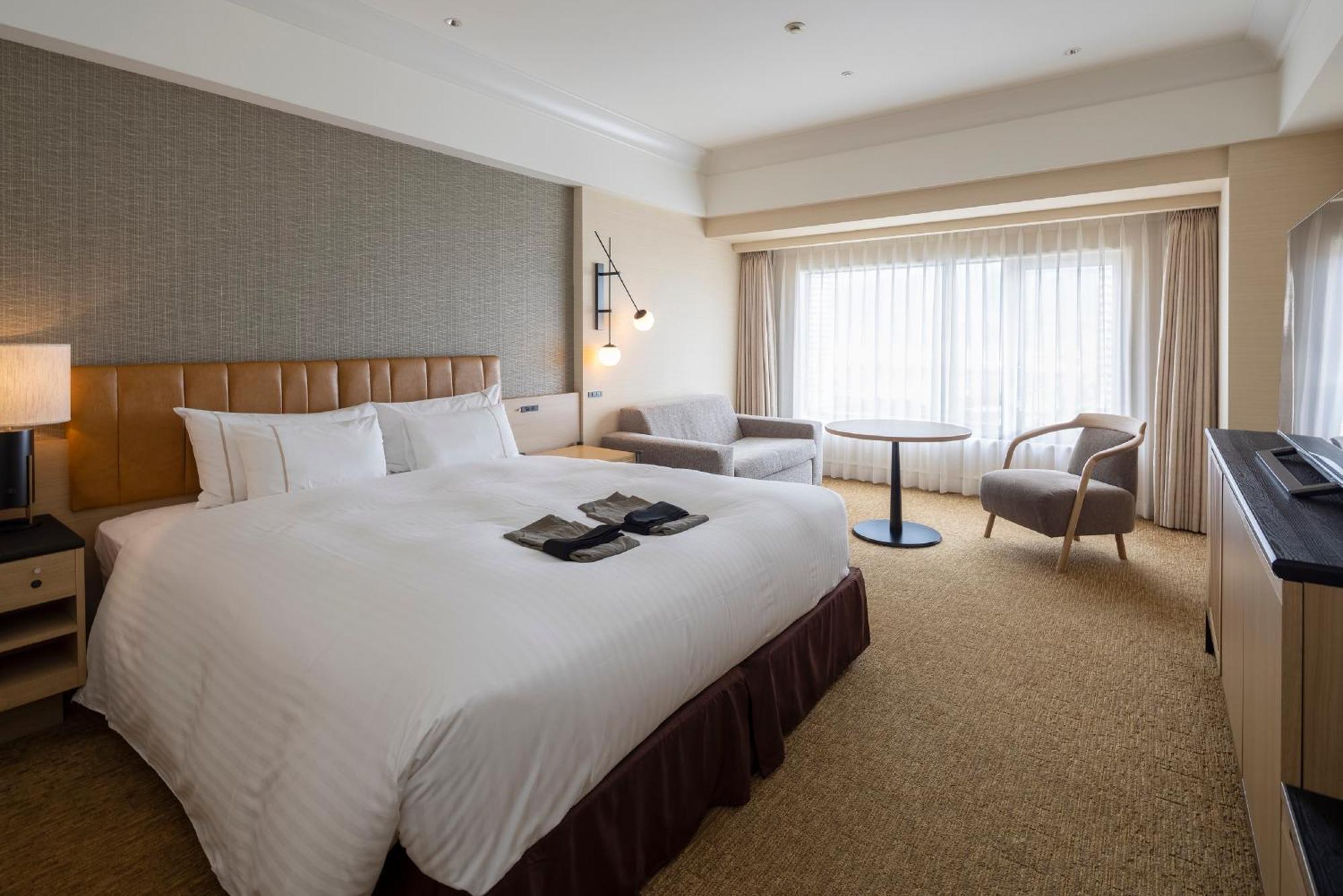 Kobe Bay Sheraton Hotel & Towers Esterno foto