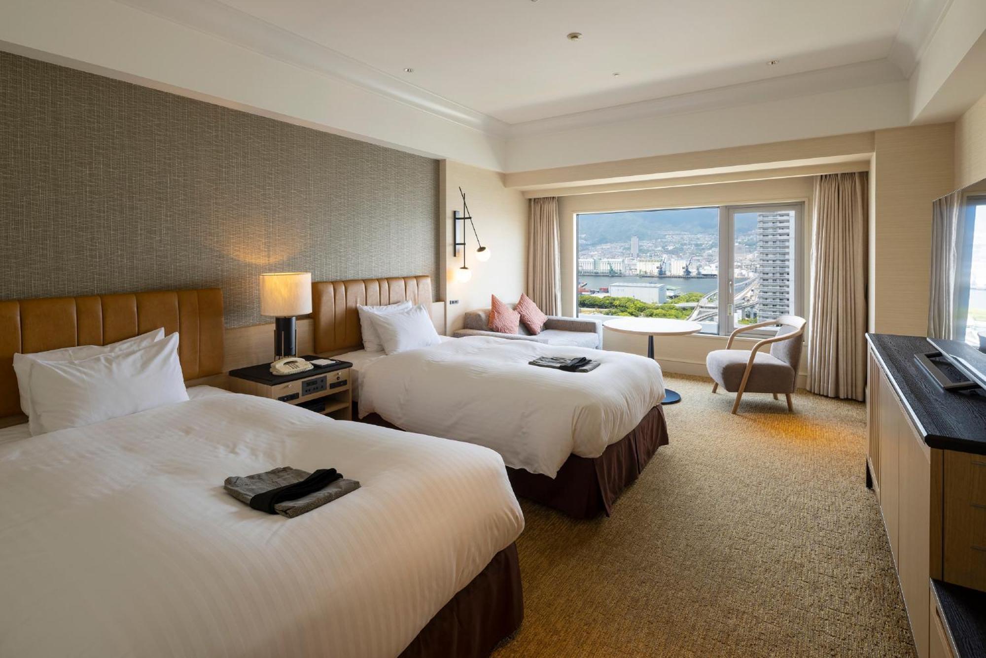 Kobe Bay Sheraton Hotel & Towers Esterno foto