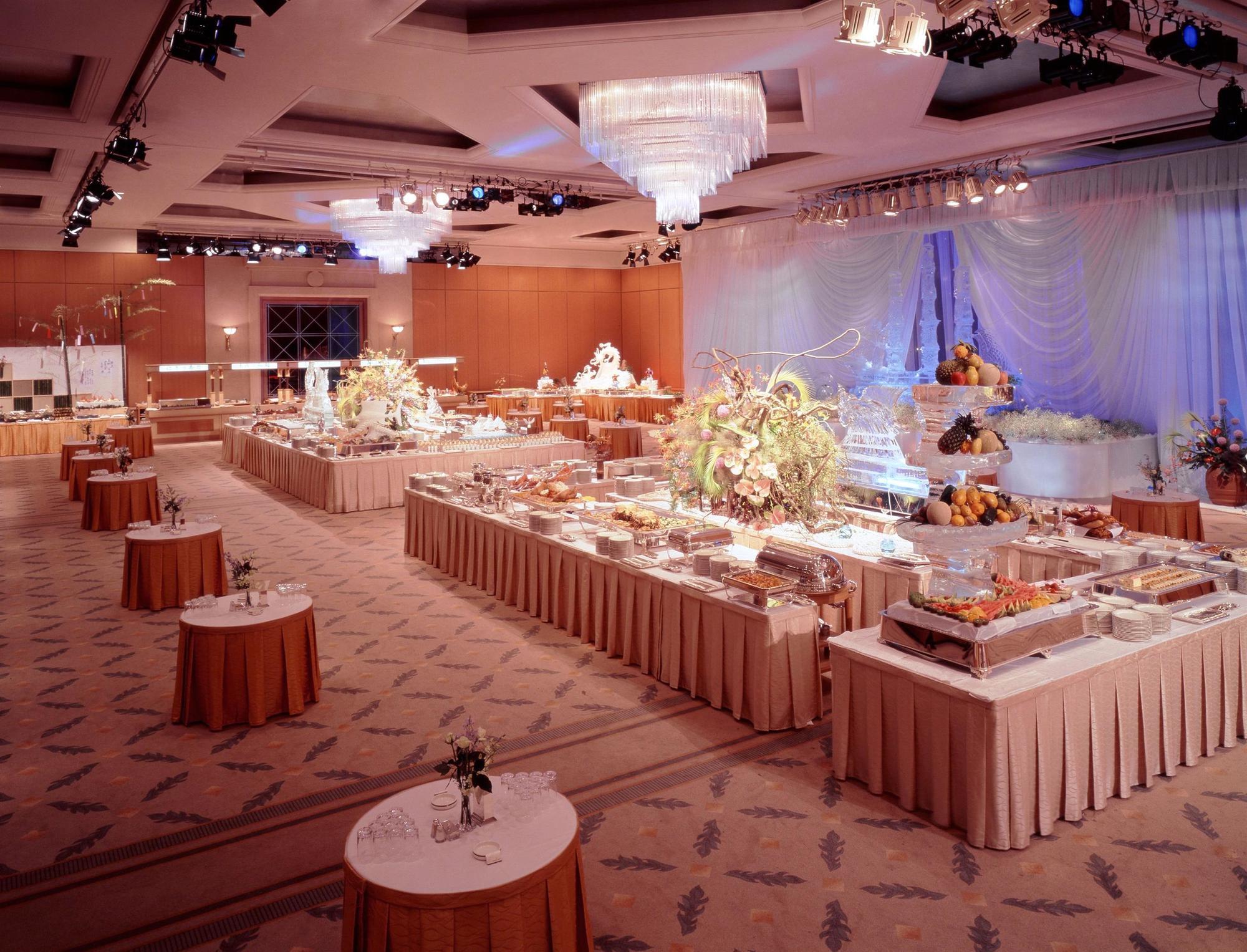 Kobe Bay Sheraton Hotel & Towers Esterno foto