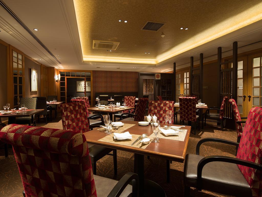 Kobe Bay Sheraton Hotel & Towers Esterno foto
