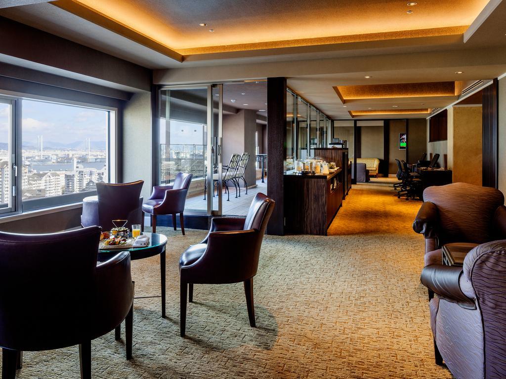 Kobe Bay Sheraton Hotel & Towers Esterno foto