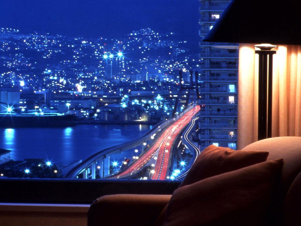 Kobe Bay Sheraton Hotel & Towers Esterno foto